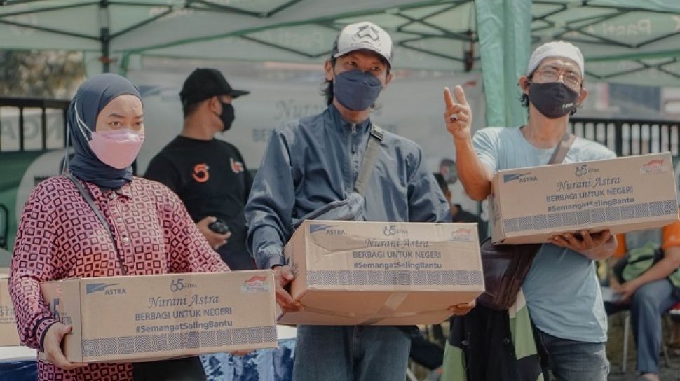 Astra Distribusikan 15.000 Paket Bantuan Tahap Pertama dalam Gerakan #SemangatSalingBantu