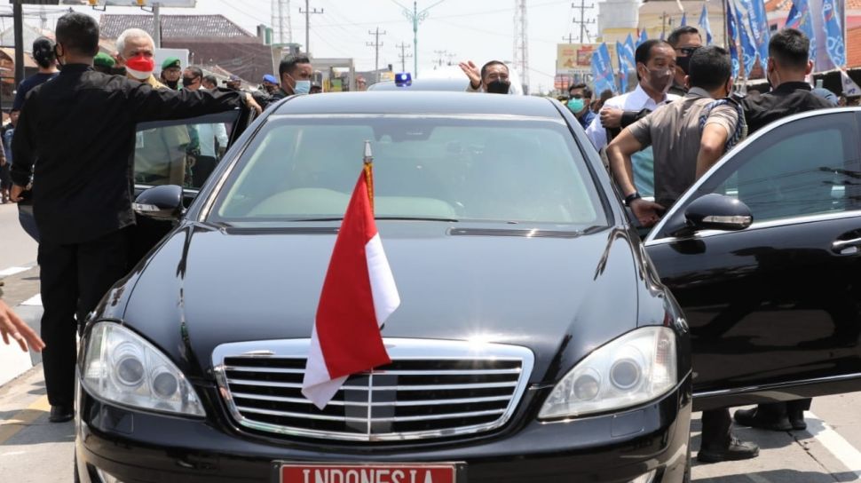 Gubernur Jateng Ganjar Pranowo dan Presiden RI Joko Widodo Naik Mobil Kepresidenan, Ini Isi Percakapannya