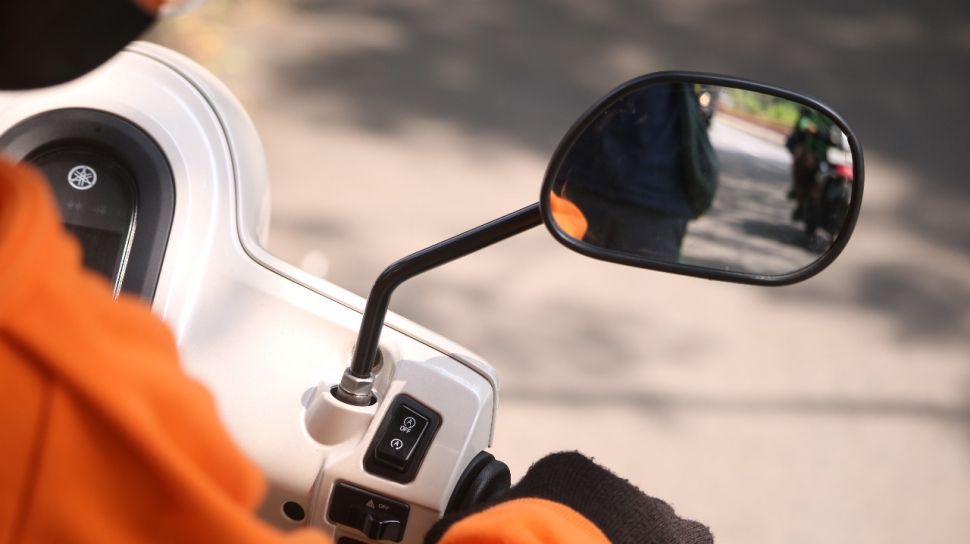 Tips Siasati Blind Spot bagi Pengendara Sepeda Motor