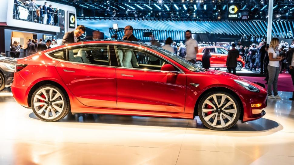 Dealer Volkswagen Beli Tesla Bekas untuk Dijual Lagi Dengan Harga Tinggi