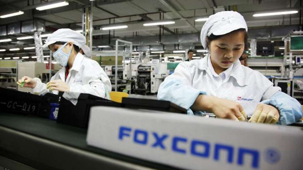 Foxconn Akan Produksi Mobil Listrik, Perkirakan Rantai Pasokan Chip Semikonduktor Lebih Stabil di 2022