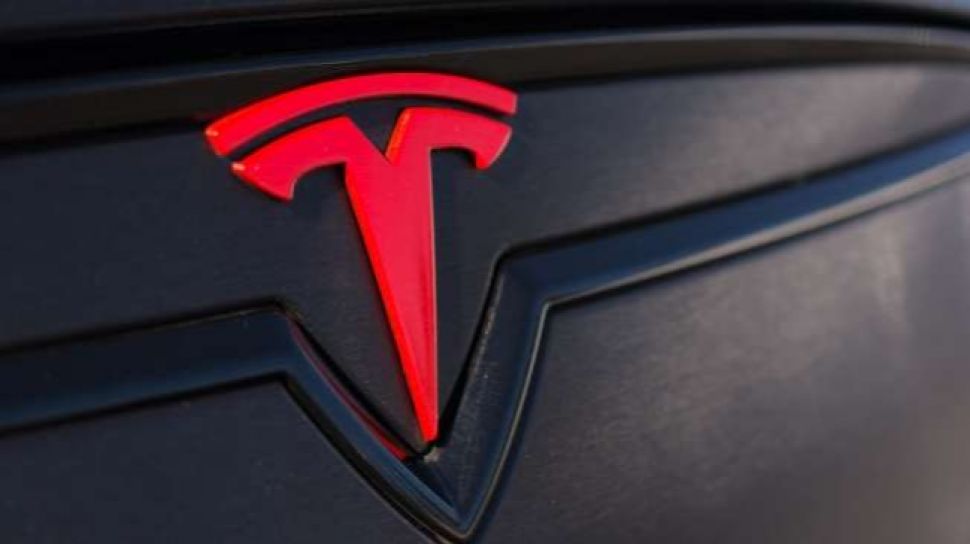 Gegara Elon Musk Desak Karyawan agar Tak Kerja di Rumah, Saham Tesla Turun