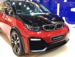 Lydia Plant, Pabrik Baru BMW di China Telah Mulai Produksi Mobil Listrik
