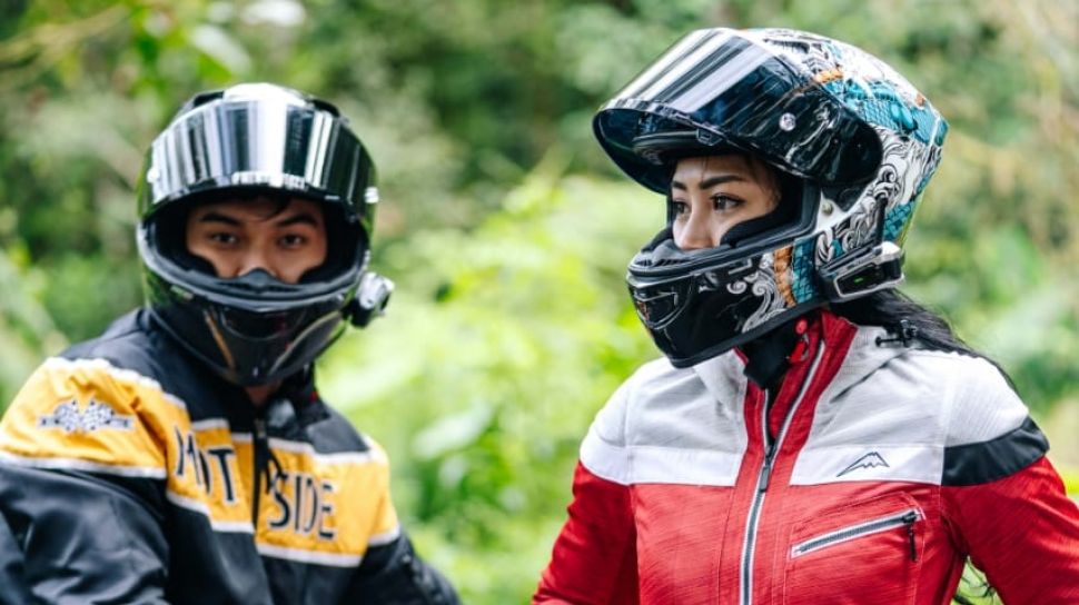 RSV Helmet Luncurkan Helm Full-Face Berbahan Karbon dan Fiber