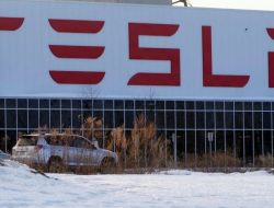 Tesla Jadi Merek Terlaris dan Paling Berdampak di Amerika Serikat